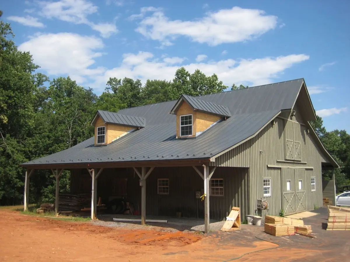 Expert Asphalt Roof Repair workmanship in Tullahoma